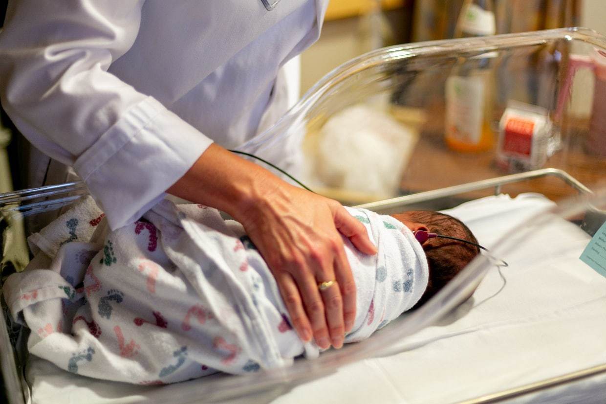 What effects does a cesarean section have on the baby?