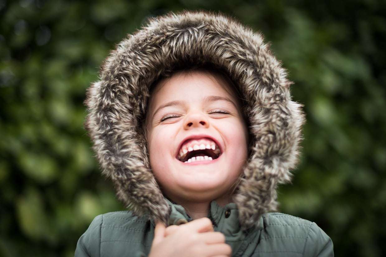 How to dress a child during frosty weather?