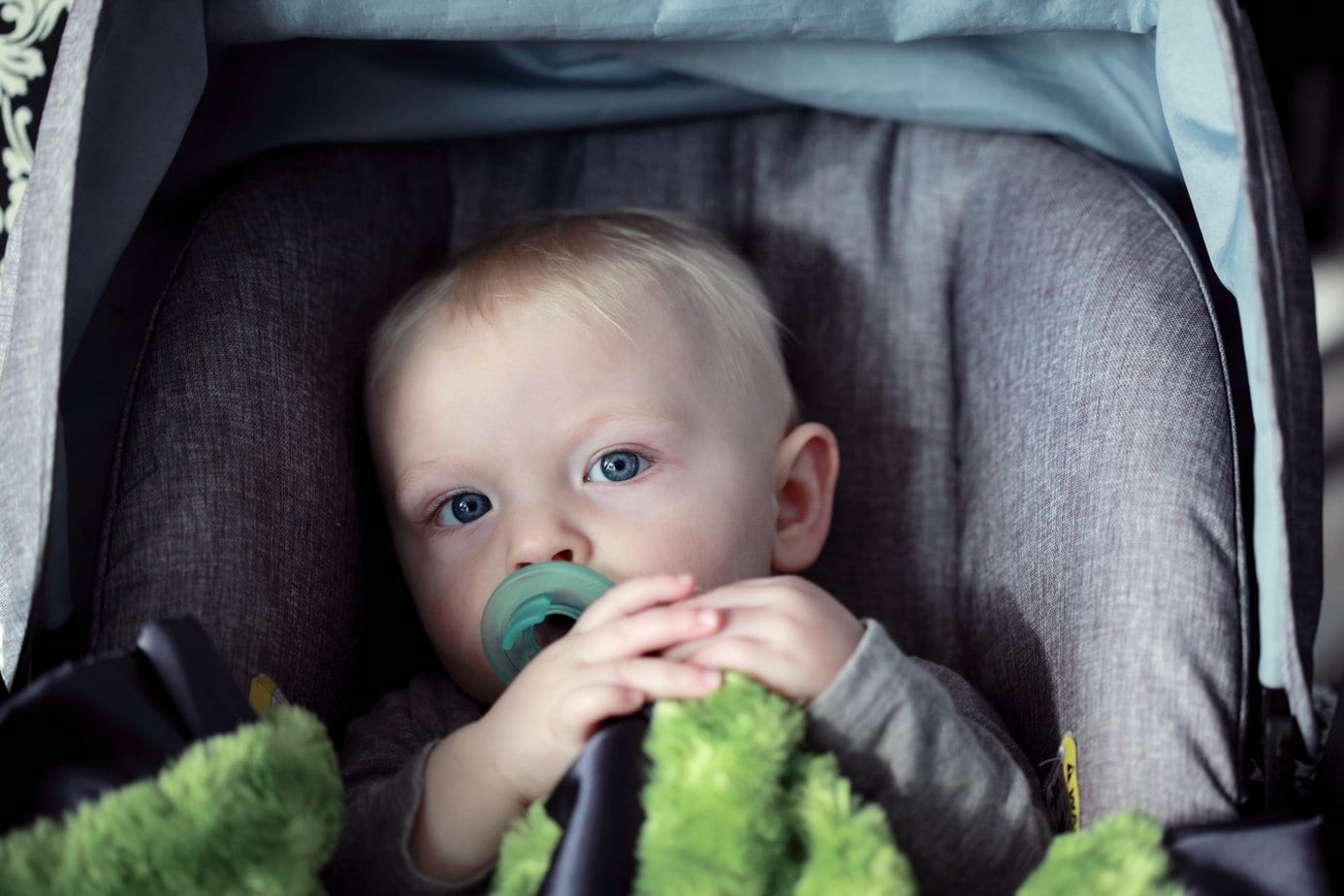 Does using a pacifier for too long affect the condition of teeth?