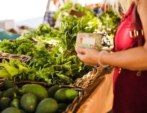 How Can Seasonal Ingredients Transform Your Healthy Eating Habits?