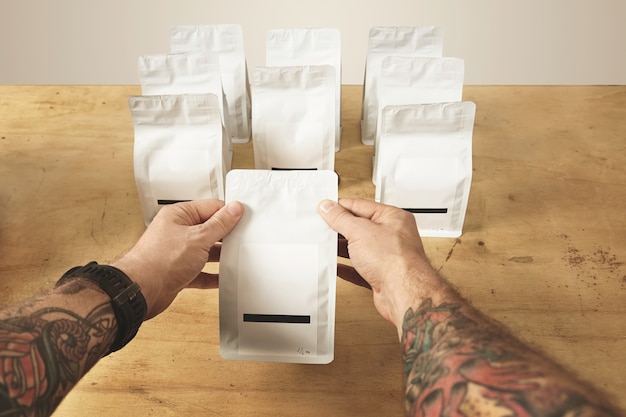 How Can the Right Coffee Packaging Enhance Your Brewing Experience?